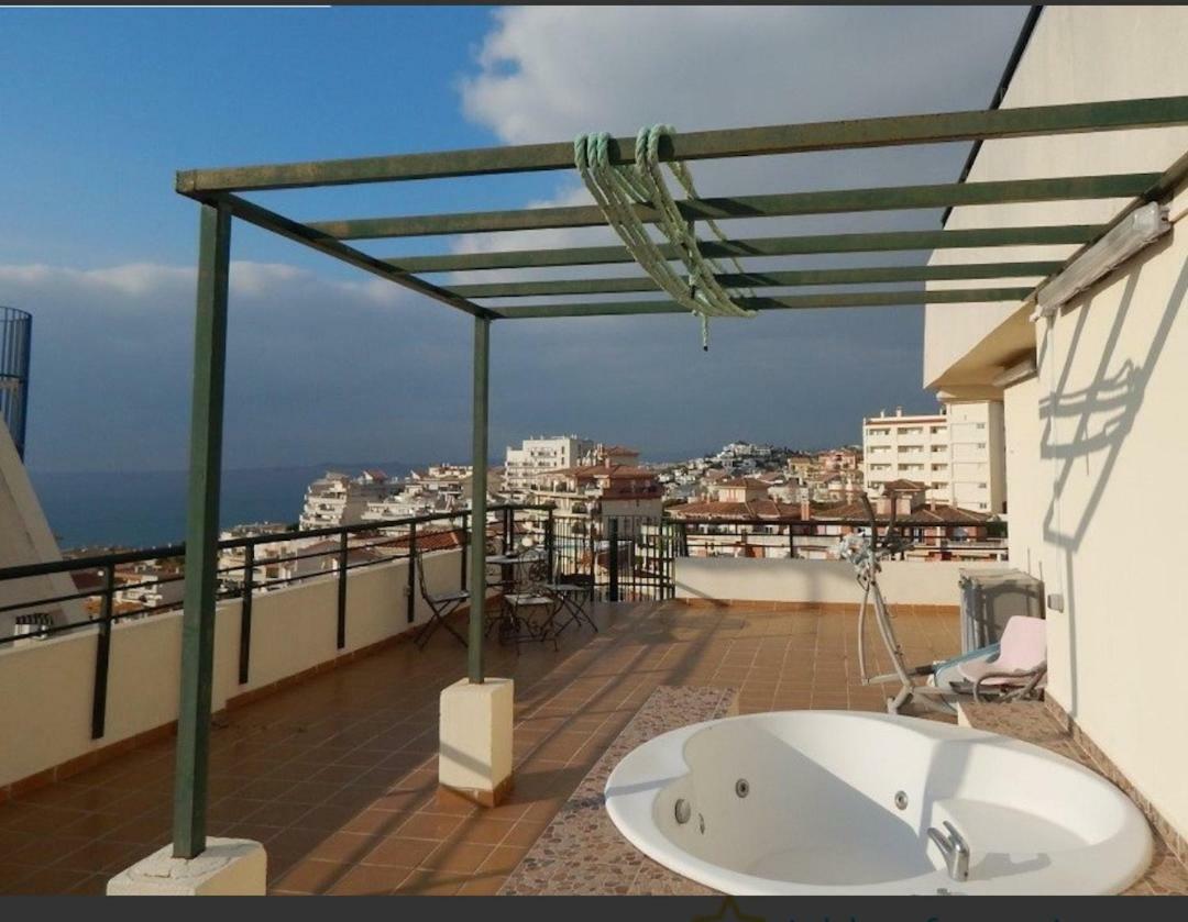 Atico 3 Habitaciones Benalmadena Costa Con Jacuzzi Y Barbacoa Privado Benalmádena Exterior photo
